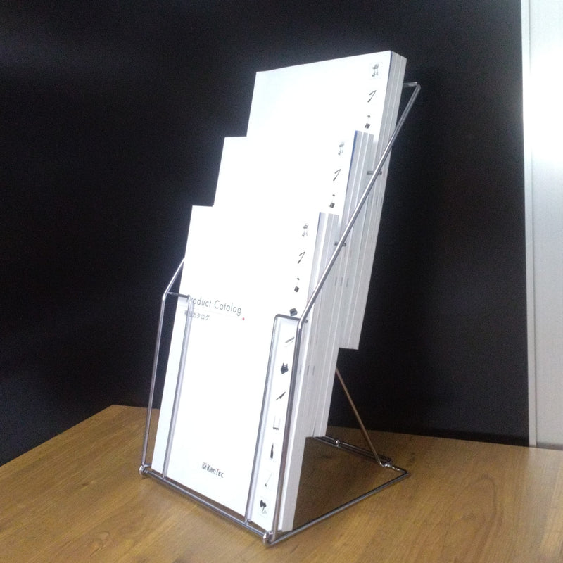 卓上カタログスタンド 折りたたみ式3段 A4対応 シルバー/黒｜店舗備品